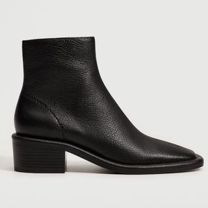 Mango Zipped leather ankle boots